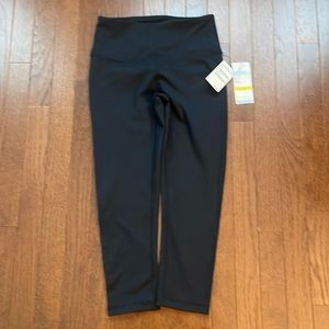 Zella size small black capris